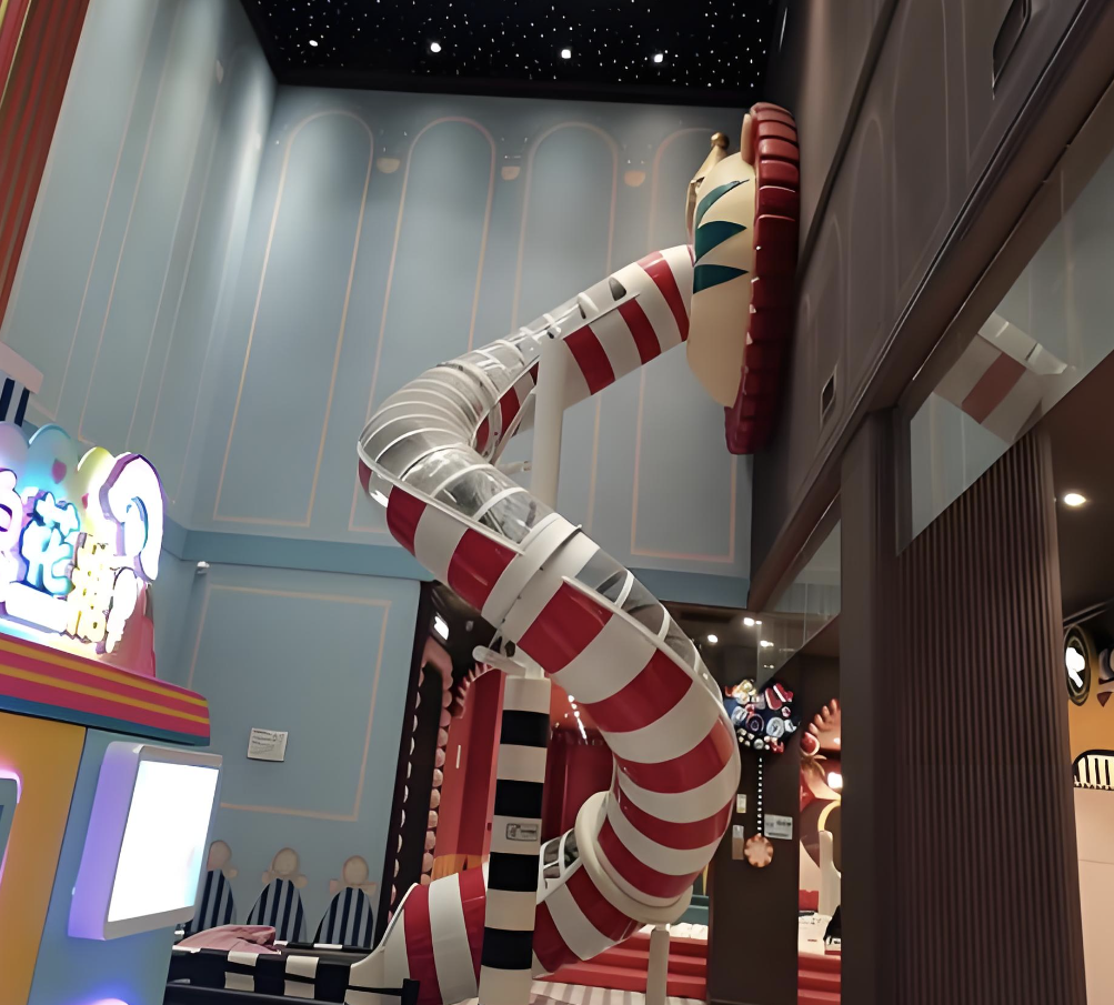 สไลด์สนามเด็กเล่นในร่มหลอดเกลียวธีมอวกาศ