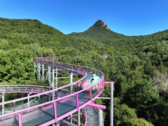 Perosotan <span>Air</span> Kaca Unggulan Panorama