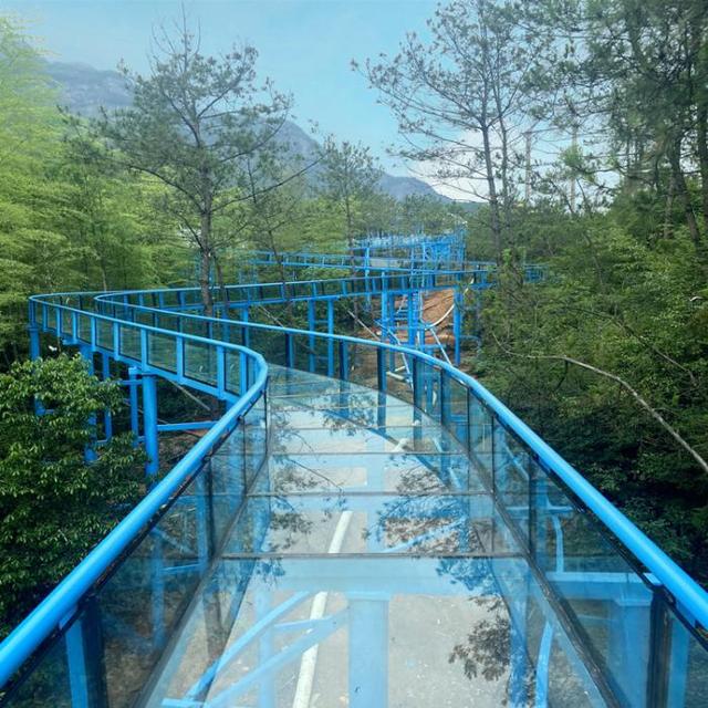 สไลด์น้ำแก้วผลกระทบต่ำเป็นมิตรกับสิ่งแวดล้อม