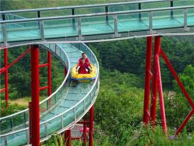 Eco-Friendly Low-Emission Glass Water Slide