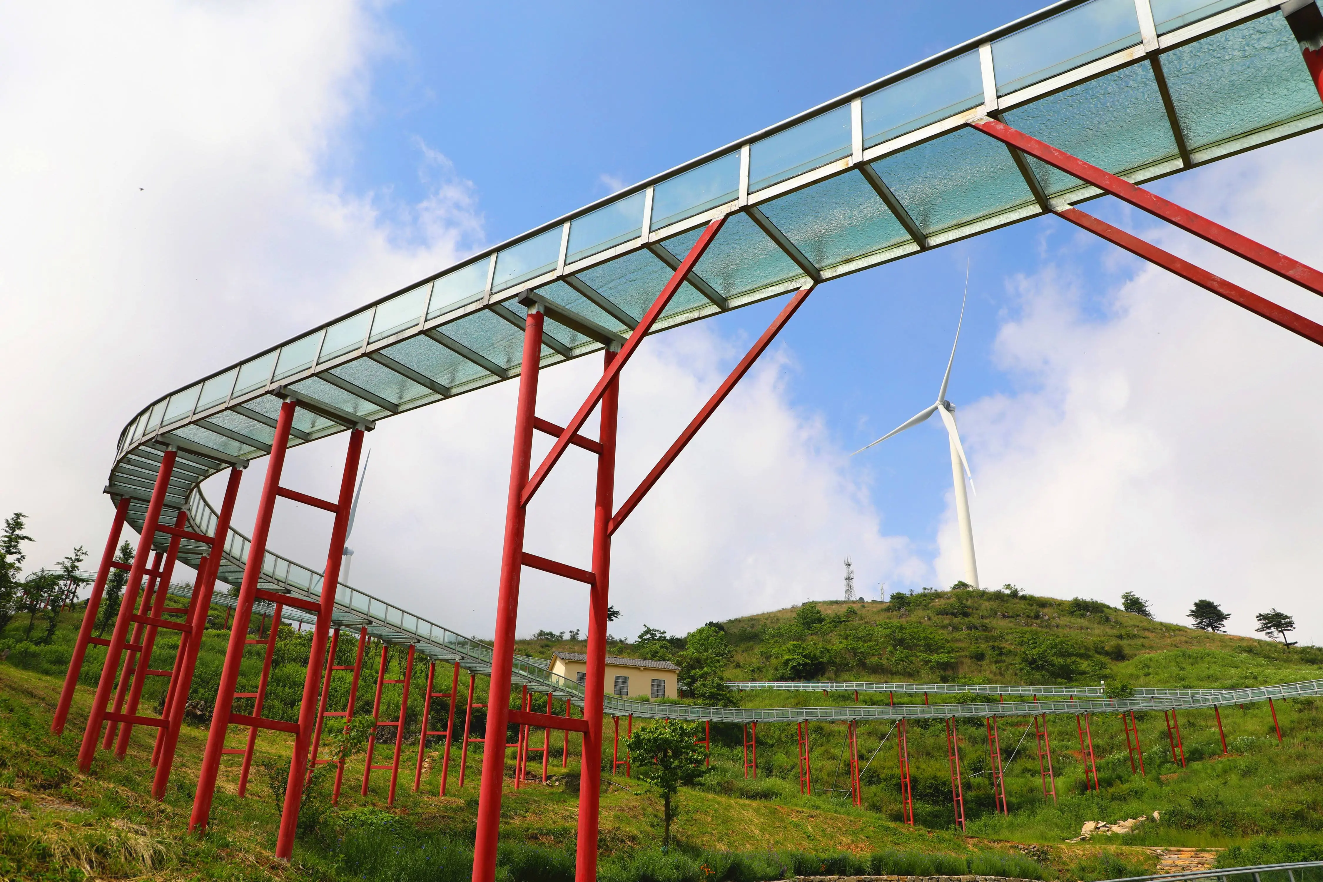 Glissière d'eau en verre à faible émission écologique