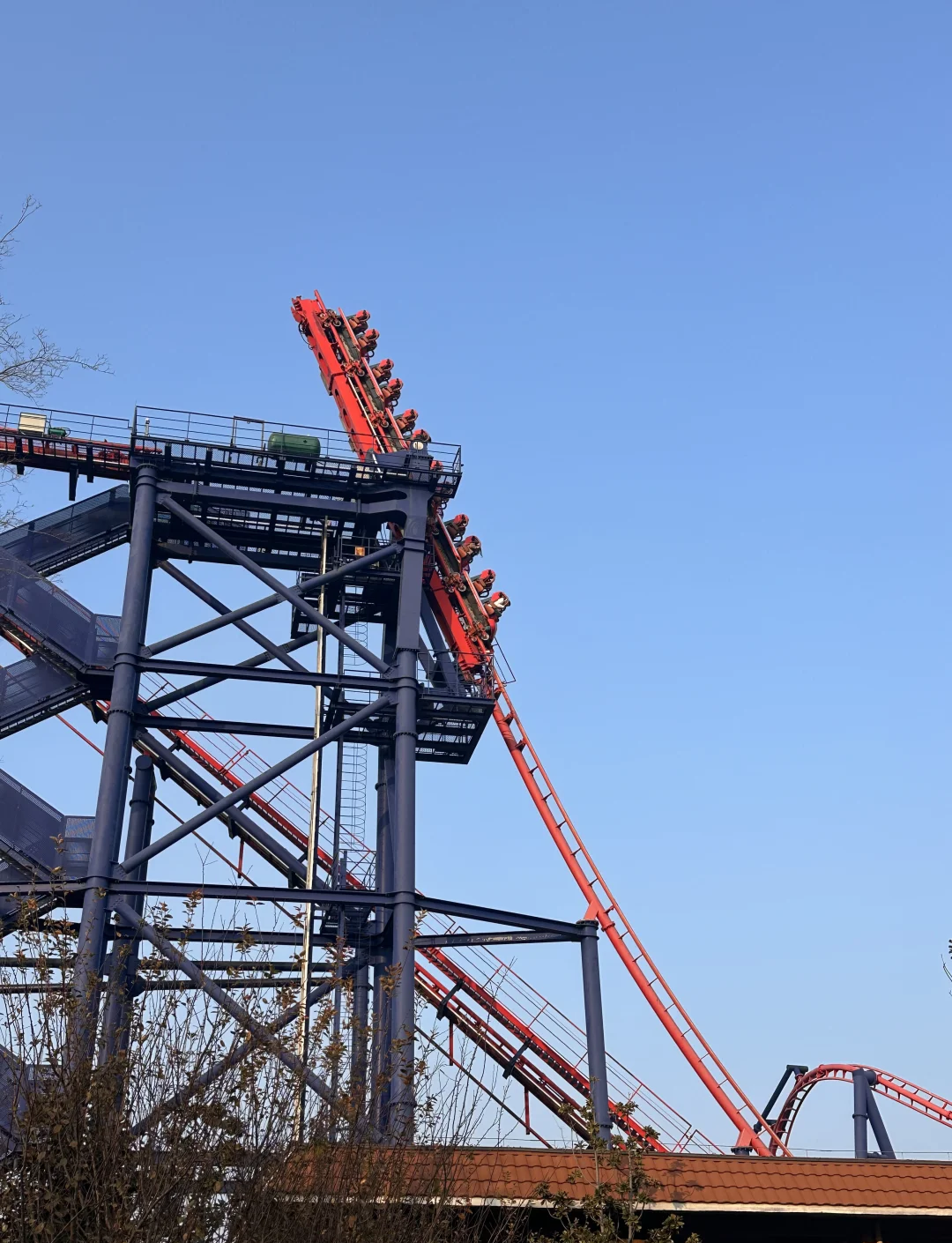 IPテーマ没入型トラックマウンテンコースター