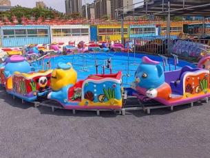 ファミリー向け遊園地トラックマウンテンコースター