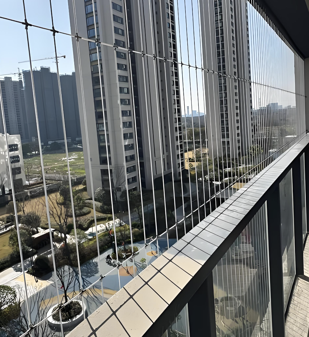 Residential Invisible Anti-Theft Guardrail