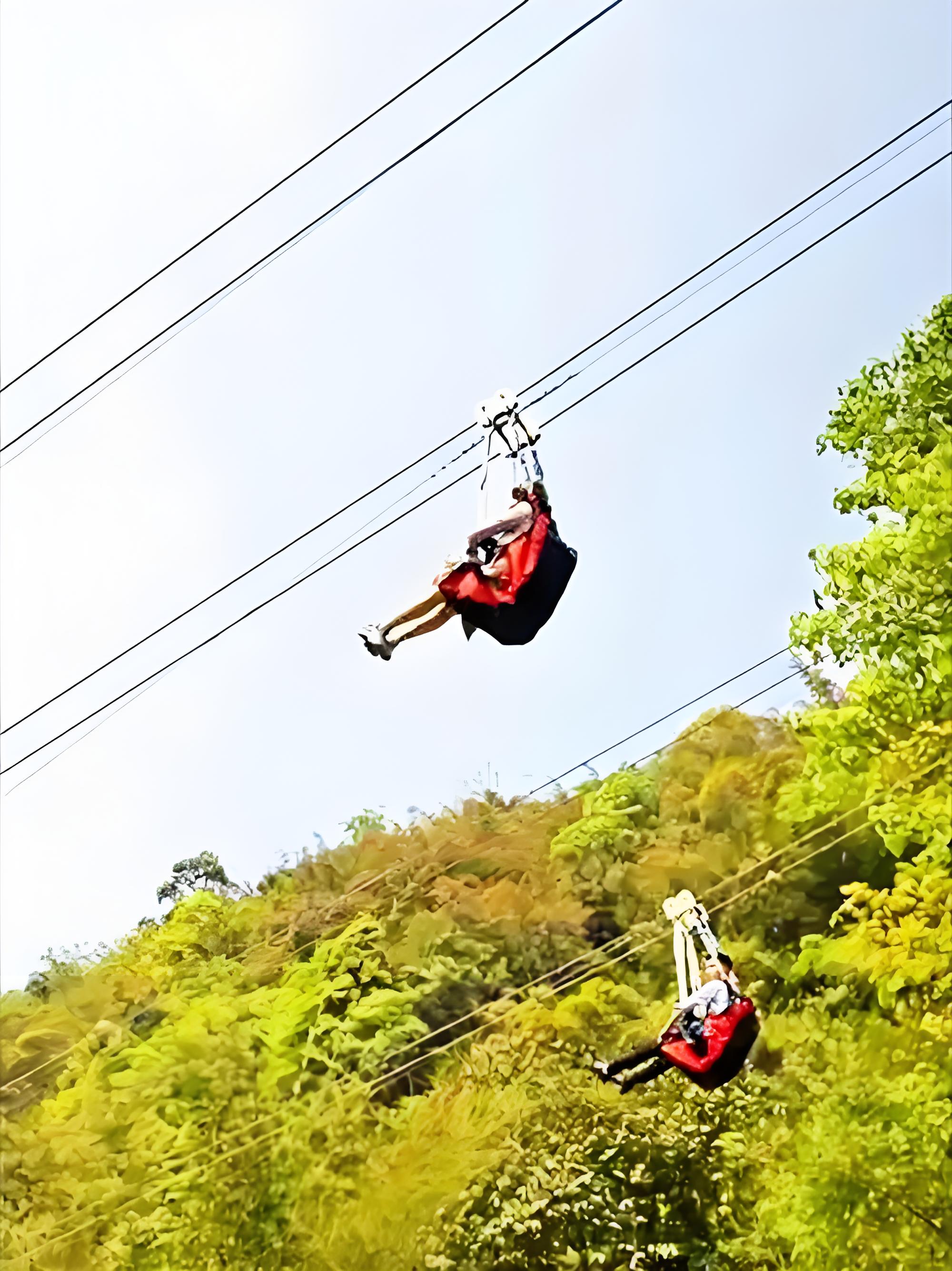 Đường Zip theo dõi xoay 360 ° (Coaster nguyên tử)