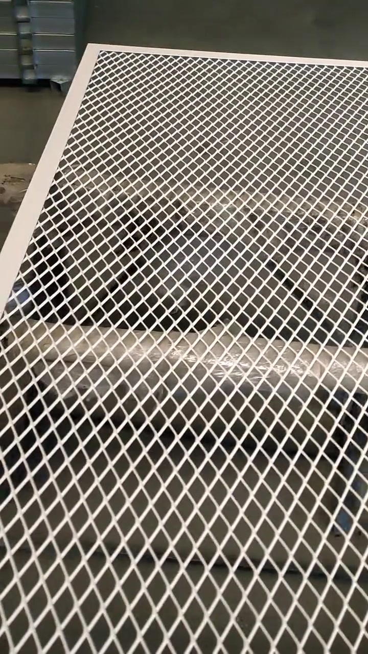 Anodized Aluminum Decorative Crimped Wire Mesh