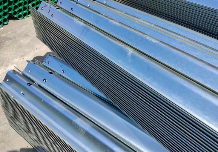 Kinh Tế nông thôn thấp-carbon thép sóng hộ Lan Tôn sóng