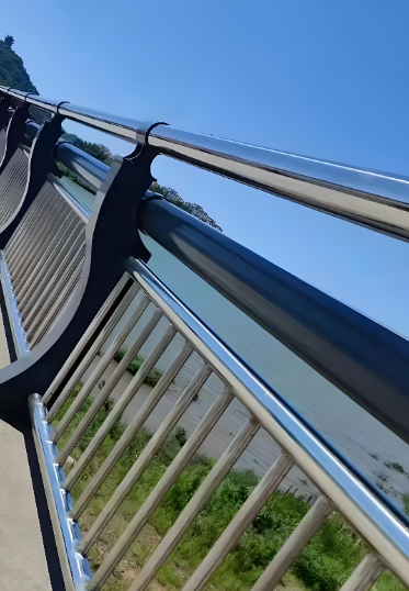 Lan can thép không gỉ 304 cho môi trường ven biển và ăn mòn