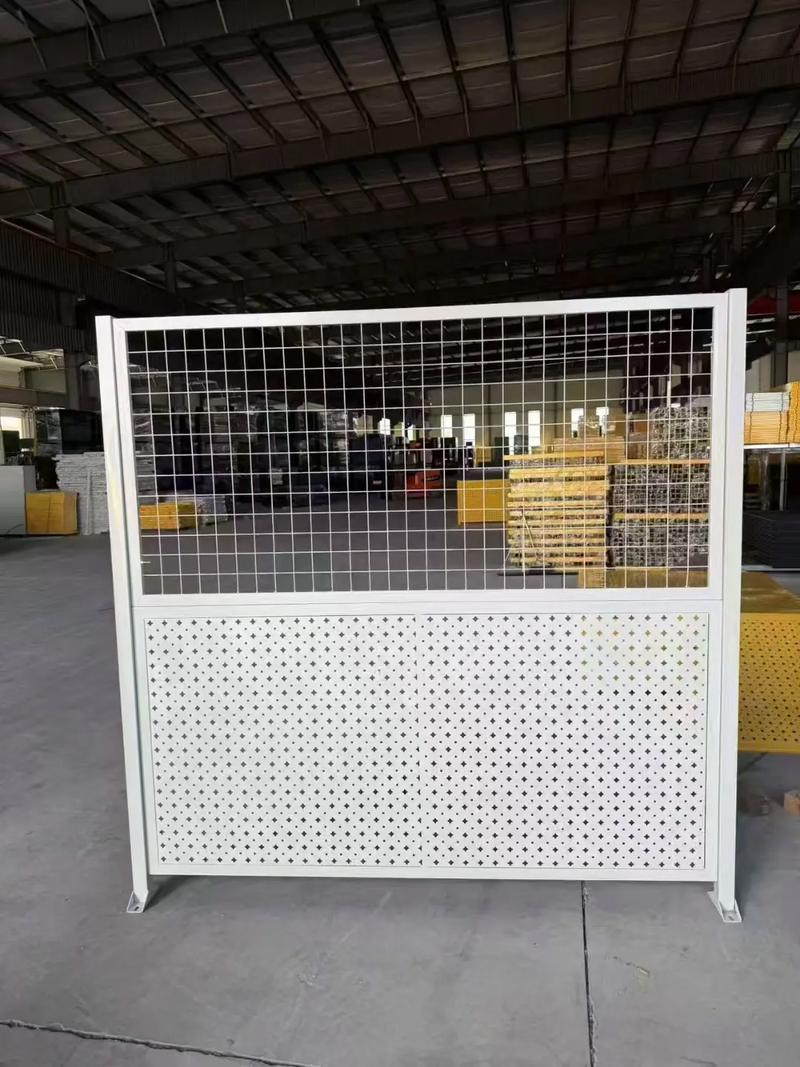 Aluminium Aloi Kaca Wol Diisi Lalu Lintas Pengurangan Kebisingan Penghalang Berlubang