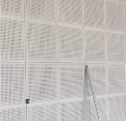 Sợi Polyester <span>Acoustic</span> đục lỗ lưới để giảm tiếng ồn trong nhà