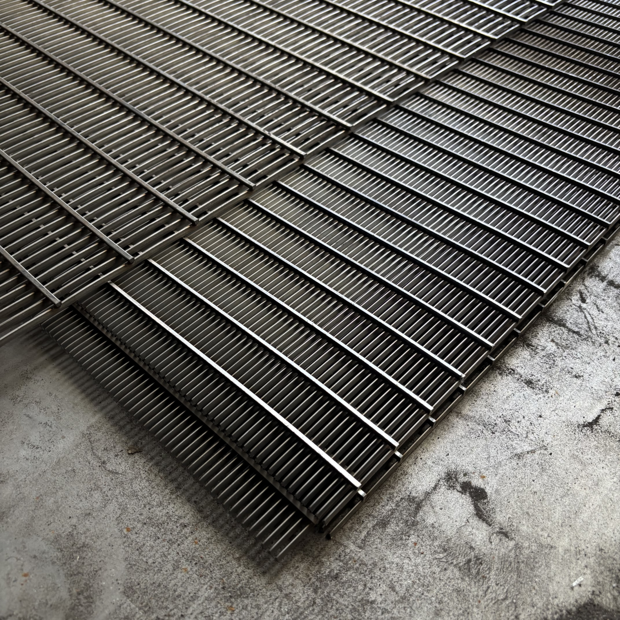Heavy-Duty Tailings Dewatering Wedge Wire Screen