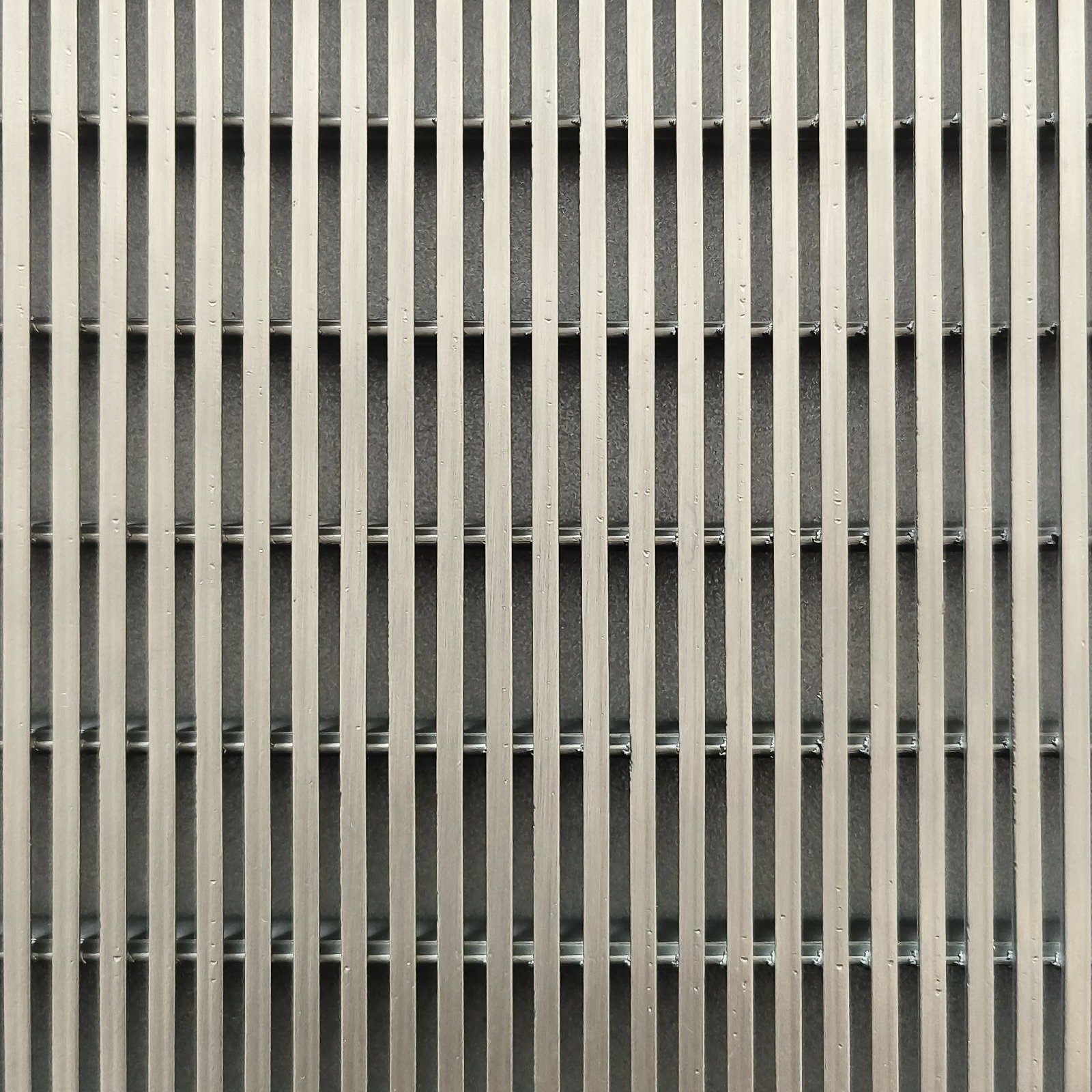 Layar Kawat Baji Slot Halus Presisi Tinggi