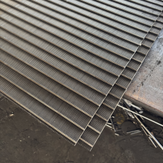 Heavy Duty Wear-Resistant Wedge écran de fil pour l'exploitation minière