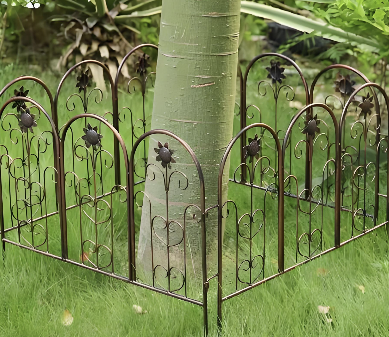 Pagar Besi Lanskap Taman Retro