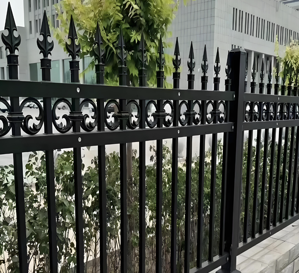 Pagar Perimeter Baja Seng Perumahan Kelas Atas