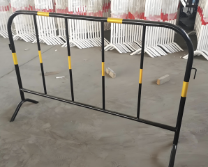 Pagar Baja Seng Konstruksi Sementara