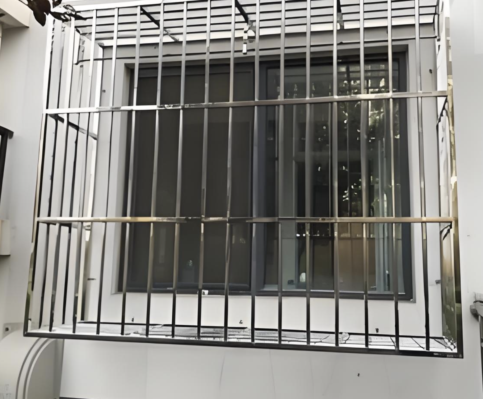 Pelindung Jendela Iron Bay Ramah Kantong