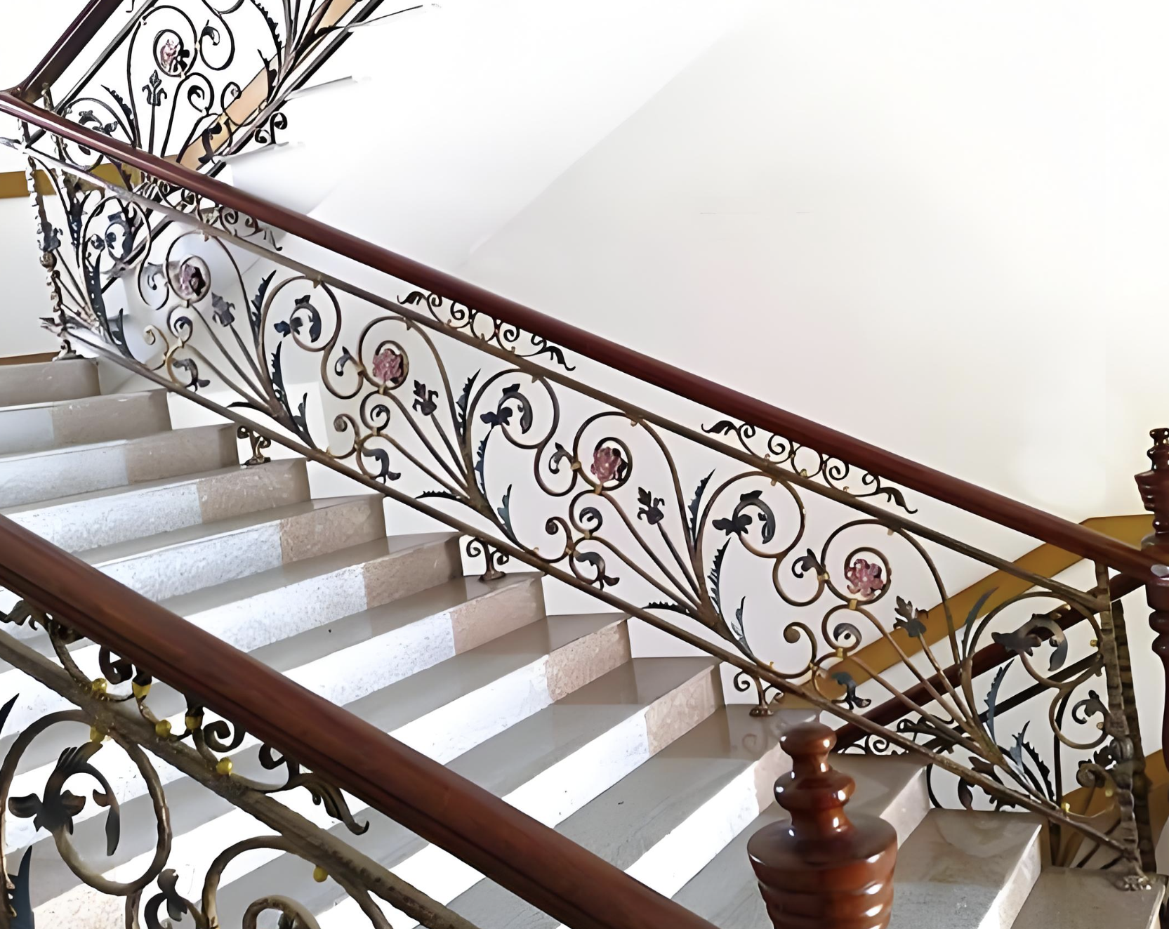 Pagar Tangga Besi Tempa Ukiran Retro Eropa