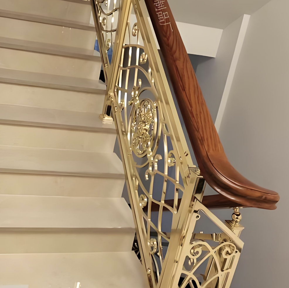 Rel Tangga Besi Disikat Emas Mewah