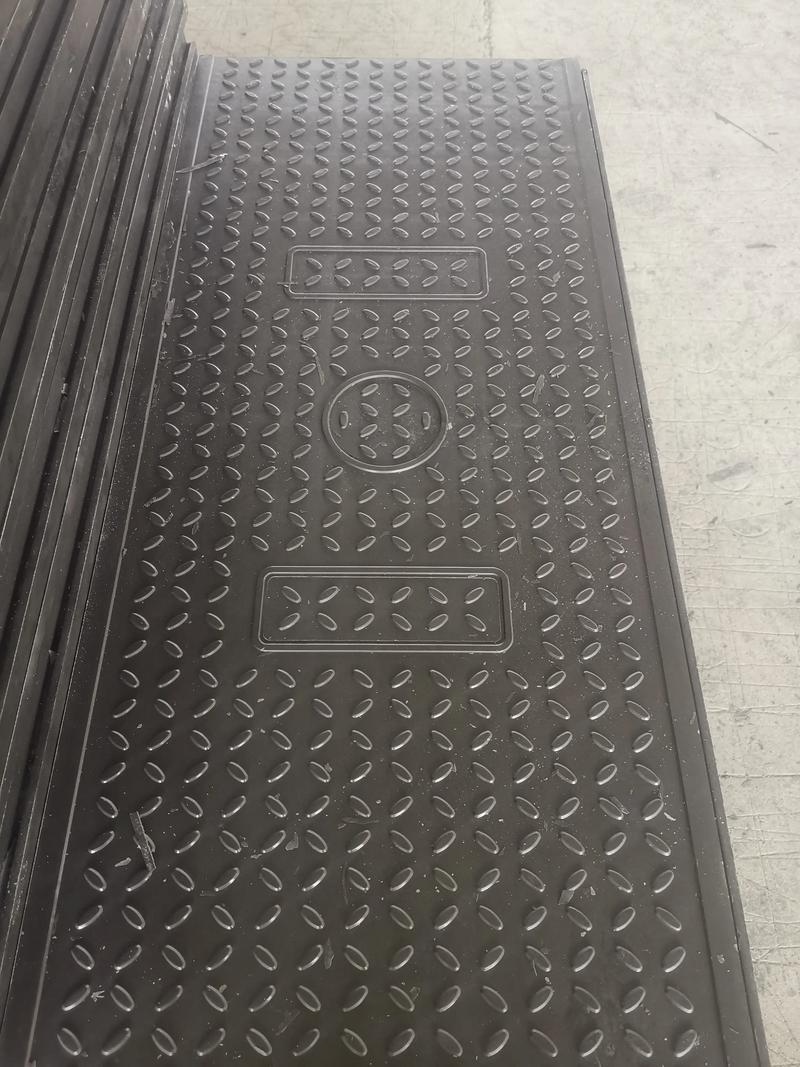 Couvercle de tranchée de câble intelligent écologique recyclable avec détection de fuite