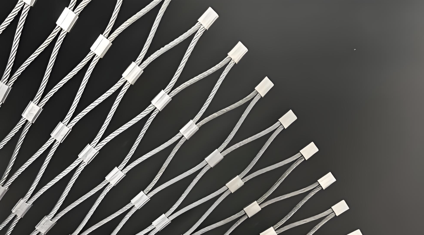 ตาข่ายป้องกันการตกสแตนเลสแบบพกพาพับได้สำหรับการก่อสร้างชั่วคราว