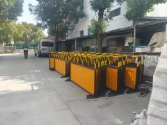 Rambarde mobile provisoire de rouleau