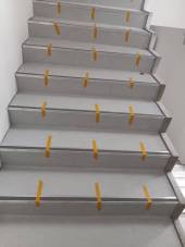 ในร่มเงียบ Self-Adhesive ยางบันได Treads