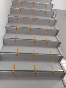 ในร่มเงียบ Self-Adhesive ยางบันได Treads