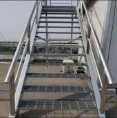 Tapak Tangga Baja Galvanis Tugas Berat