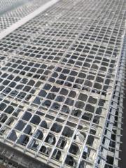 ตะแกรงเหล็กฟันปลากันลื่นสำหรับทางลาดและพื้นเวิร์คช็อป