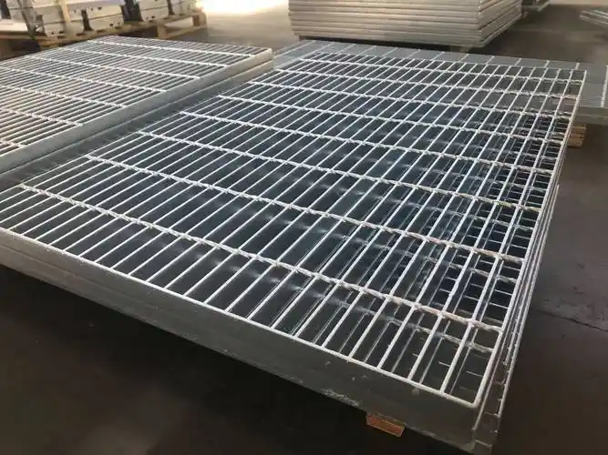 ตะแกรงเหล็กชุบสังกะสีแบบจุ่มร้อนสำหรับแพลตฟอร์มอุตสาหกรรม