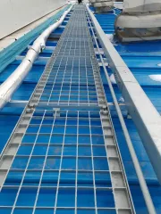 สถานีไฟฟ้าโซลาร์เซลล์ทางเดินตะแกรงเหล็กพิเศษ