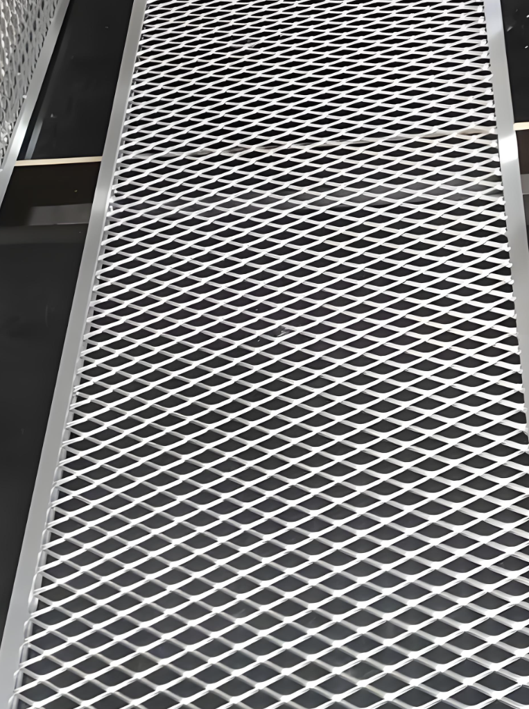 304 Stainless Steel Ceiling Mounted Metal Decorative Mesh