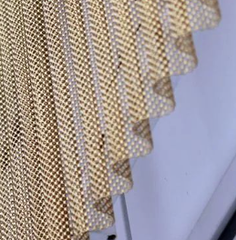 Rideau métallique artistique en laiton H62