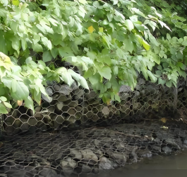 Kandang Ekologi Gabion Berlapis <span>PVC</span>