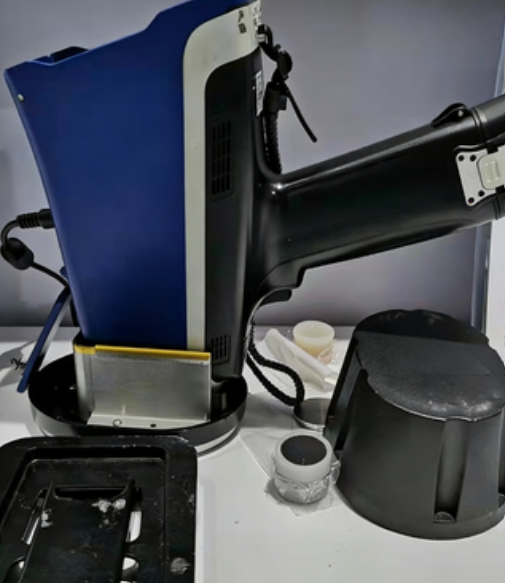 Máy phân tích chất lượng dầu cầm tay