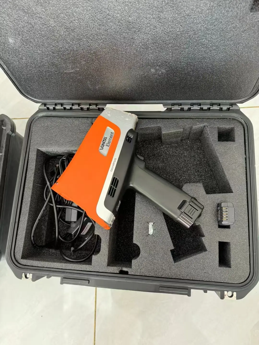 Portable RoHS Compliant XRF Spectrometer