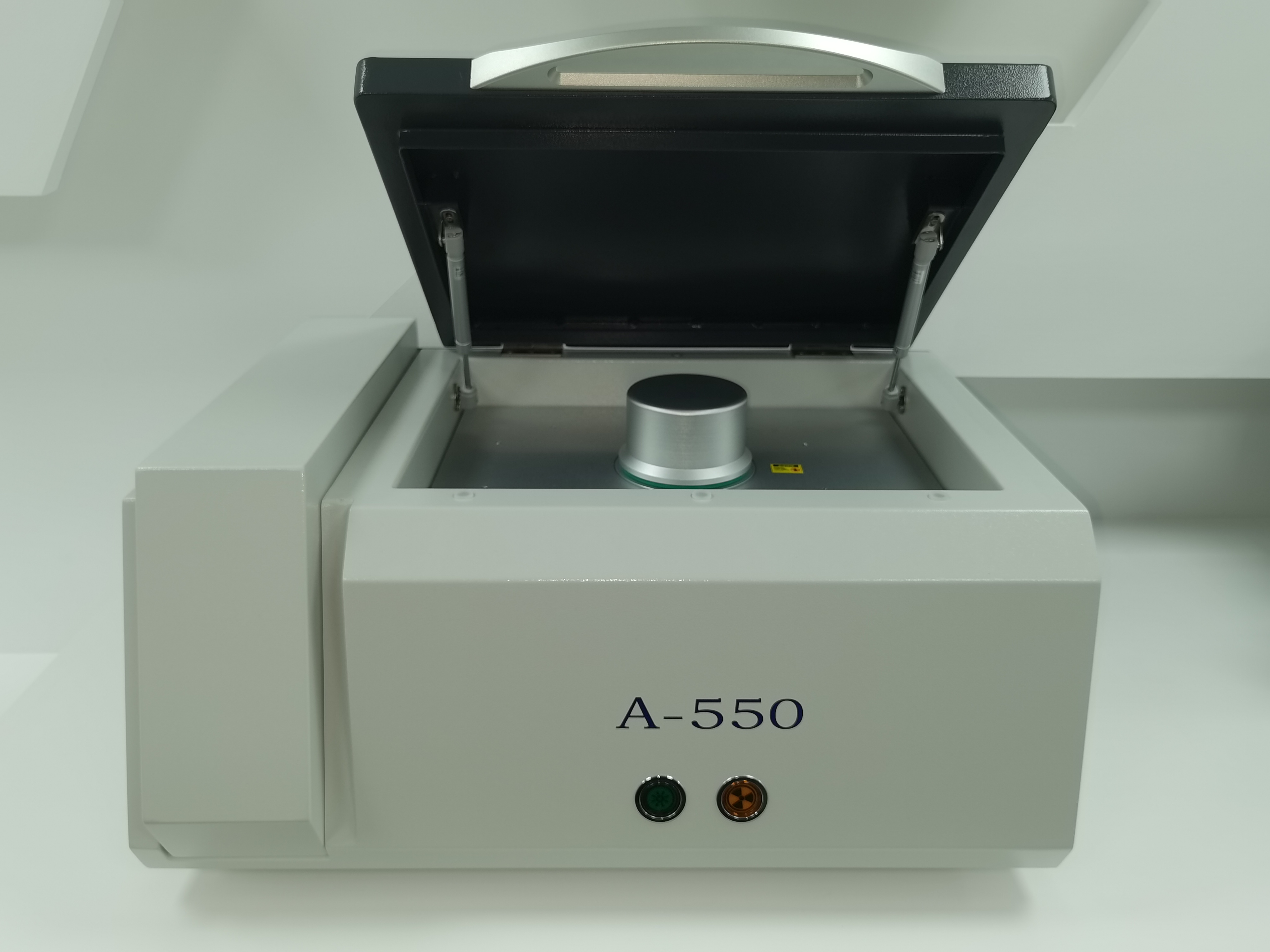 Laboratory High Precision Wavelength Dispersive XRF Spectrometer