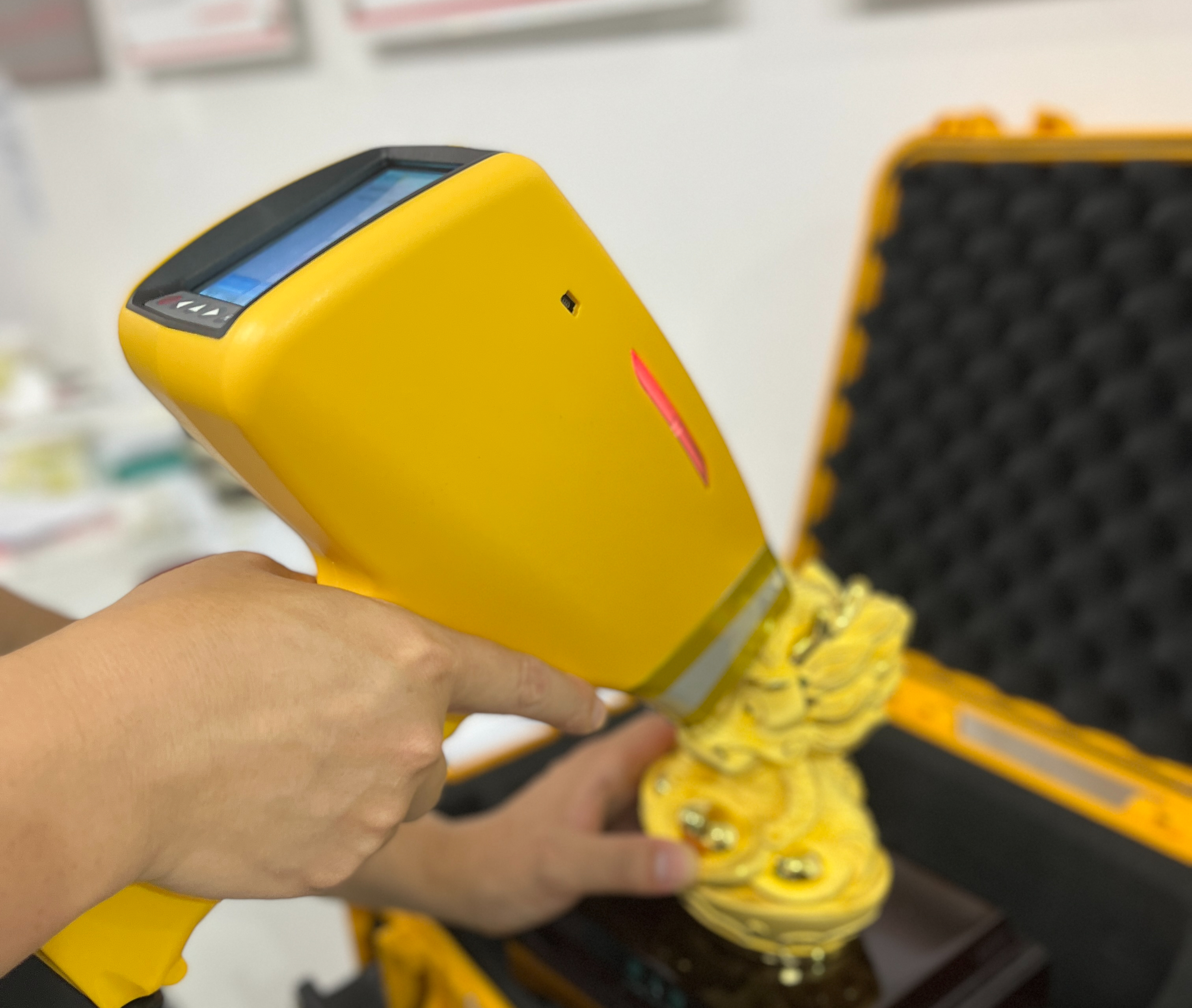 Handheld XRF Precious Metal Detector