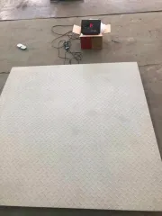 Petite balance agricole à trois cycles