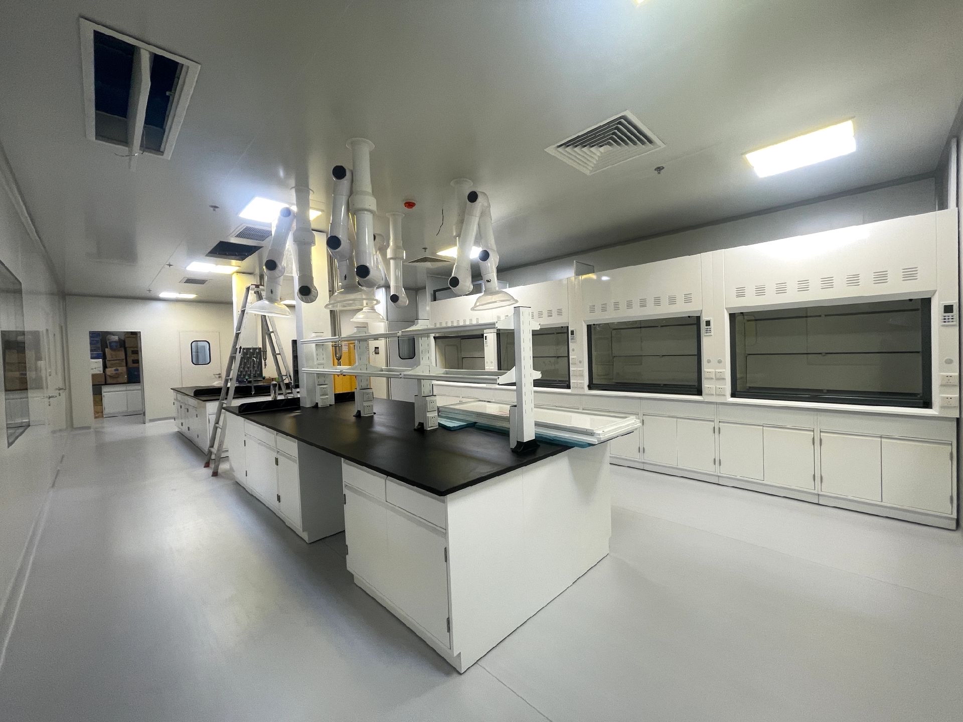 ห้องวัดอุณหภูมิและความชื้นในห้องปฏิบัติการตั้งโต๊ะ