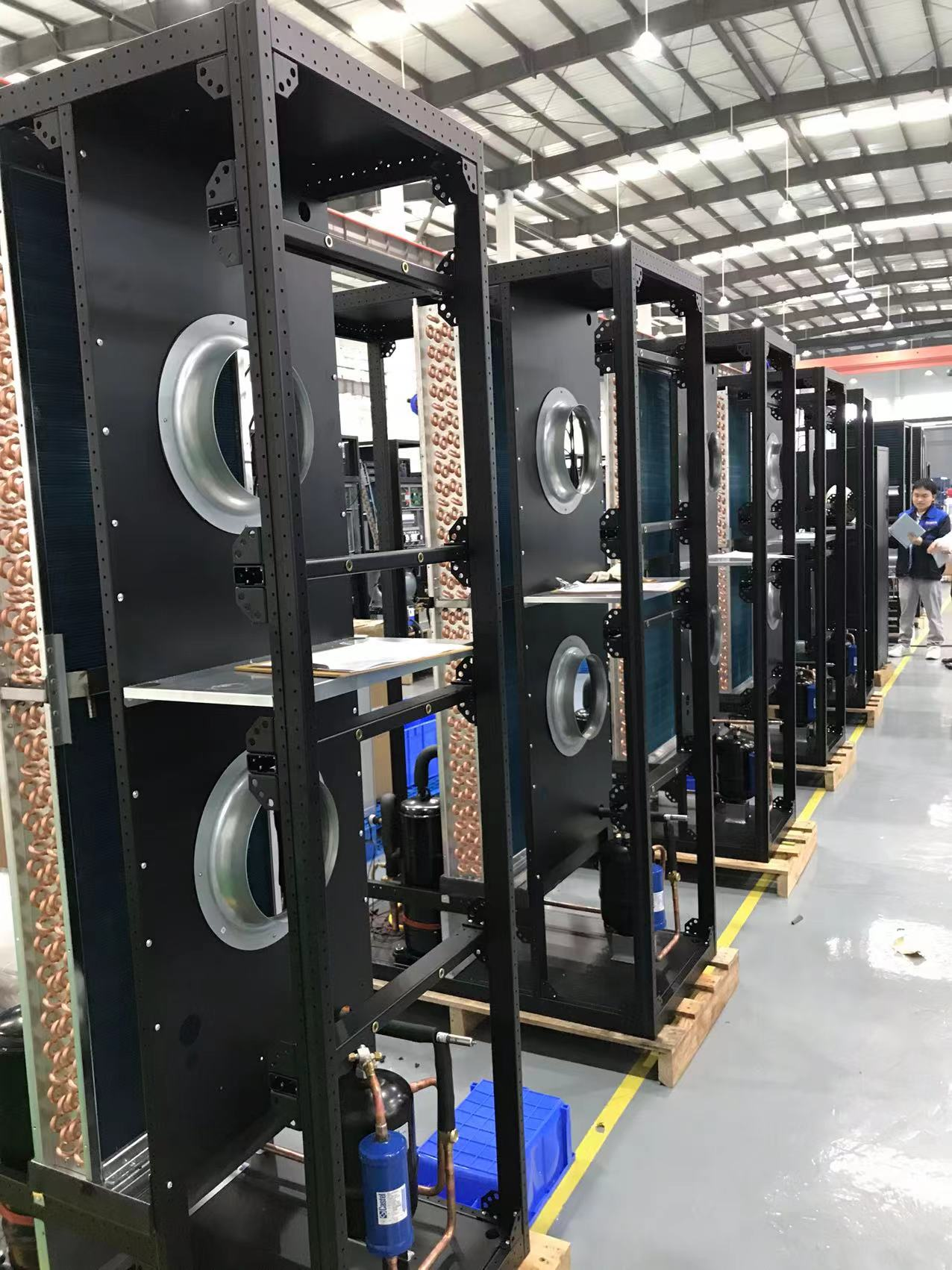 ห้องทดสอบอุณหภูมิและความชื้นที่แม่นยำแบบตั้งโต๊ะ