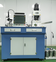 Testeur de couple de joint à rotule automobile entièrement automatique à quatre stations