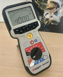 Tester Isolasi Genggam Portabel Tegangan Rendah