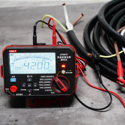 <span>Tester</span> Isolasi Bluetooth Pintar