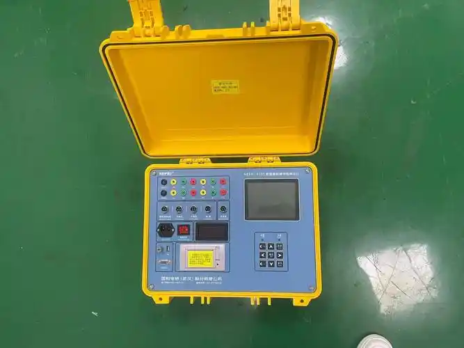 Detektor Keluaran Sebagian Isolasi Kabel Tegangan Tinggi