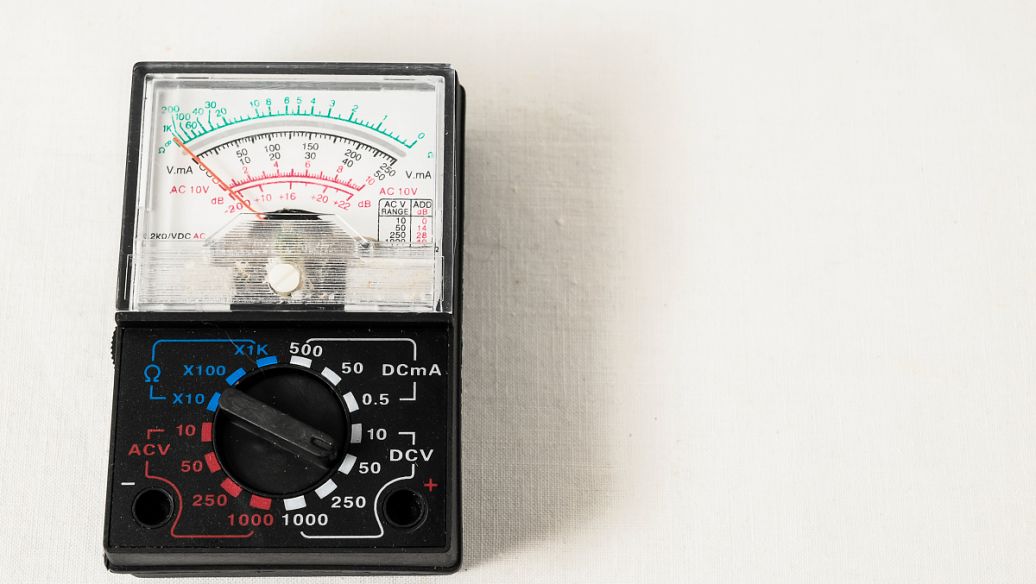 Penguji Ketahanan Isolasi Genggam Portabel