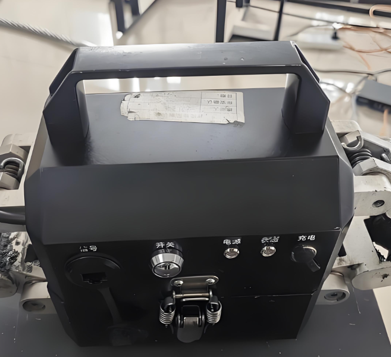 Detektor Cacat Tali Baja Jenis Crawler