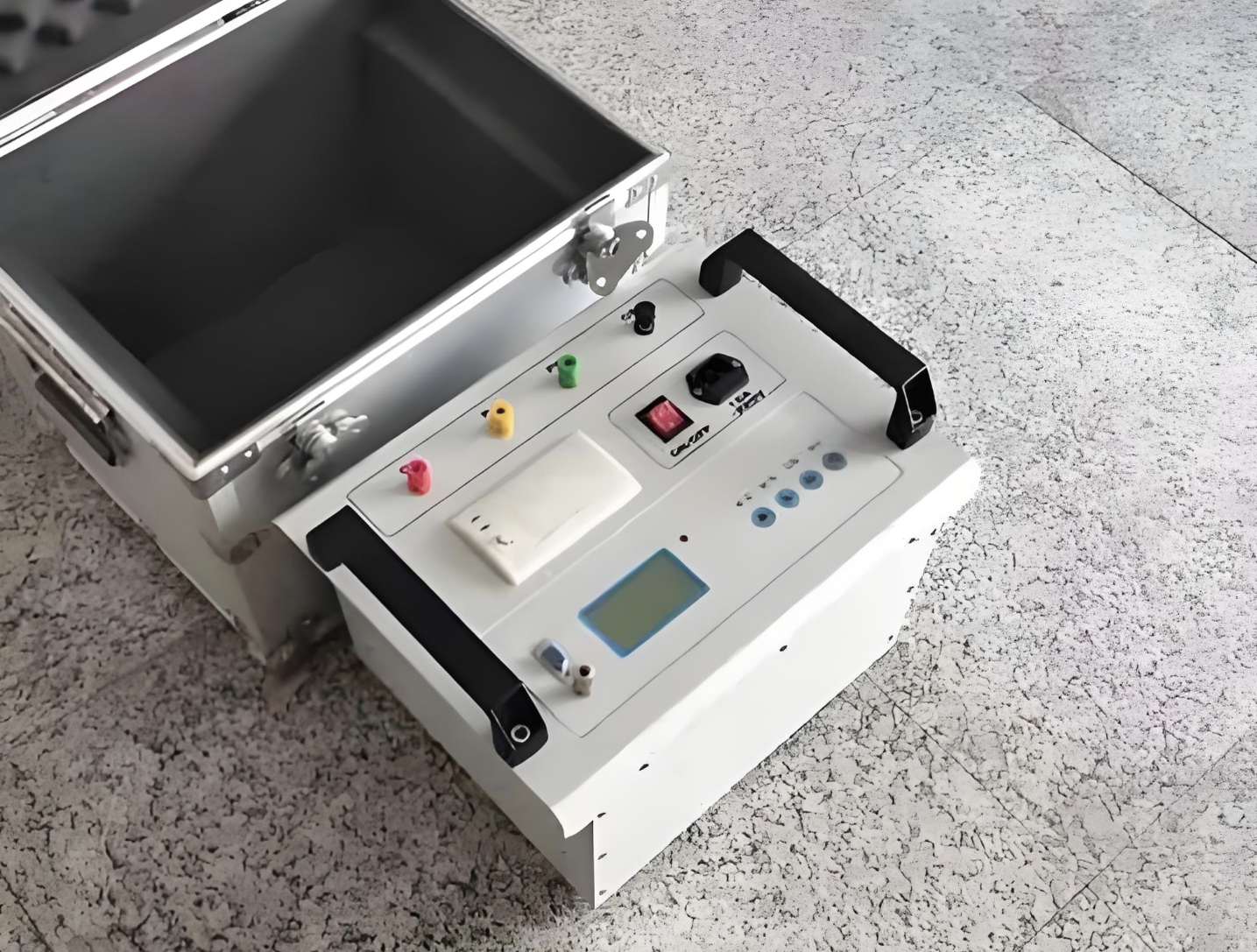 Compact Portable Transformer Comprehensive Test Bench