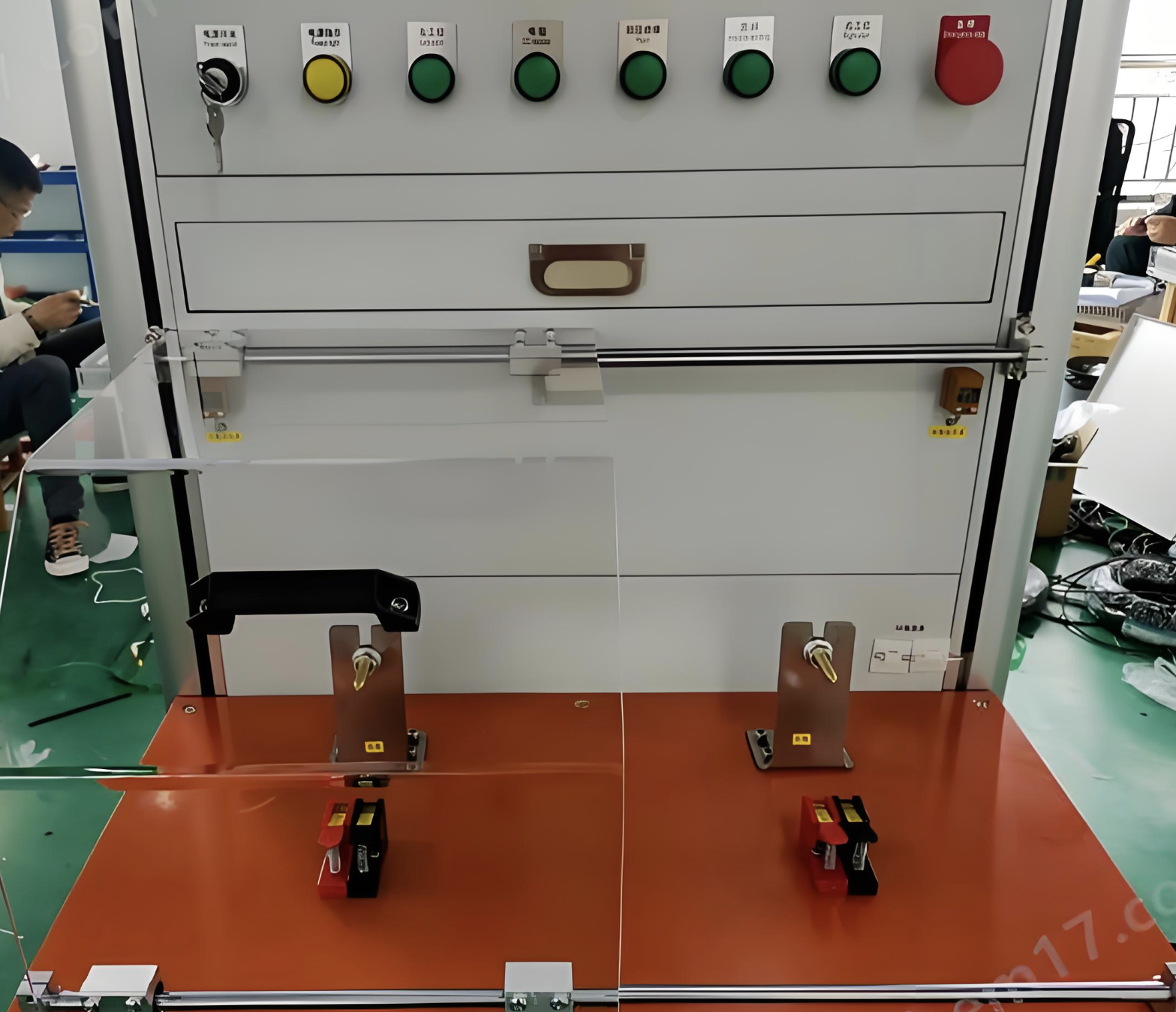 Fully Automatic Low Voltage Motor Aging Test Bench